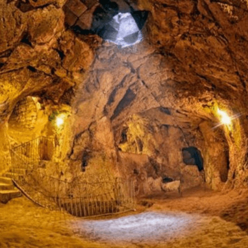 Derinkuyu Yeraltı Şehri Kapadokya