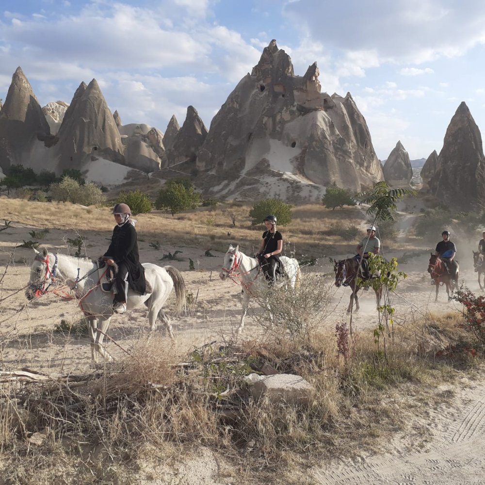 Gün Batımı 2 Saat At Turu Kapadokya