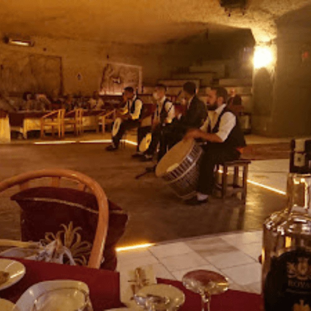 Halayhan Kaya Restaurant Türk Gecesi