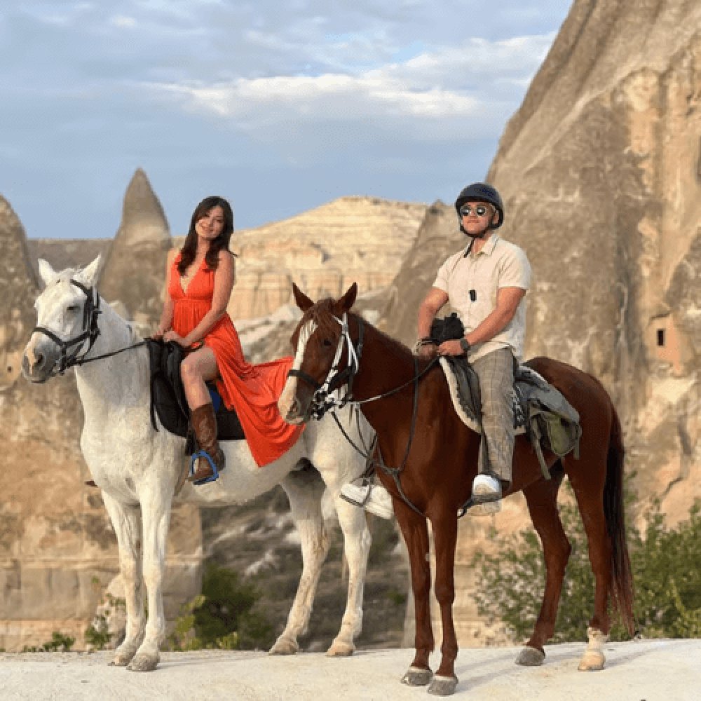 Kapadokya At Turu Fiyatları Göreme Aşk Vadisi