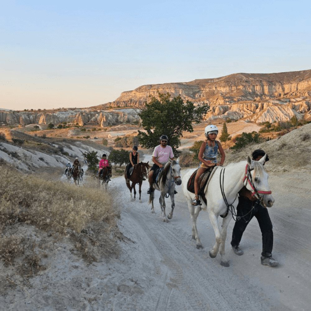 Kapadokya Güniçi At Turu 1 Saat