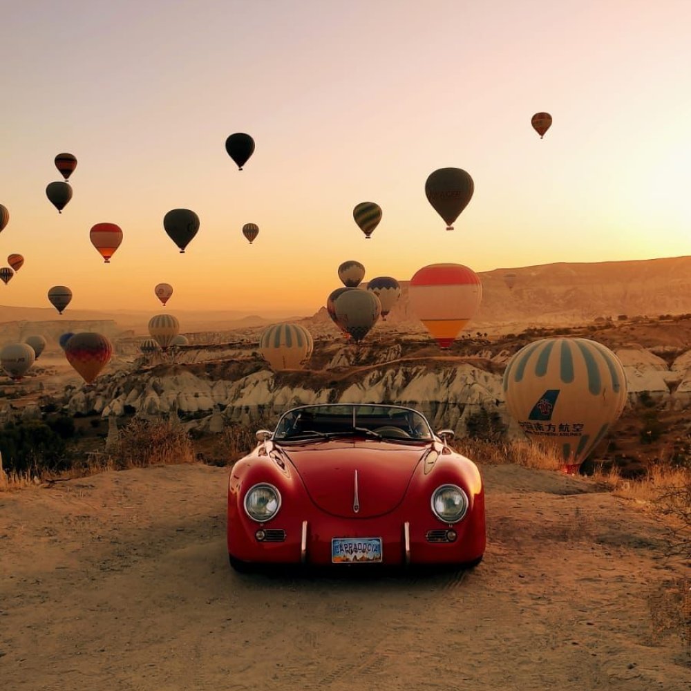 Kapadokya Kırmızı Porsche İle Fotoğraf Çekimi