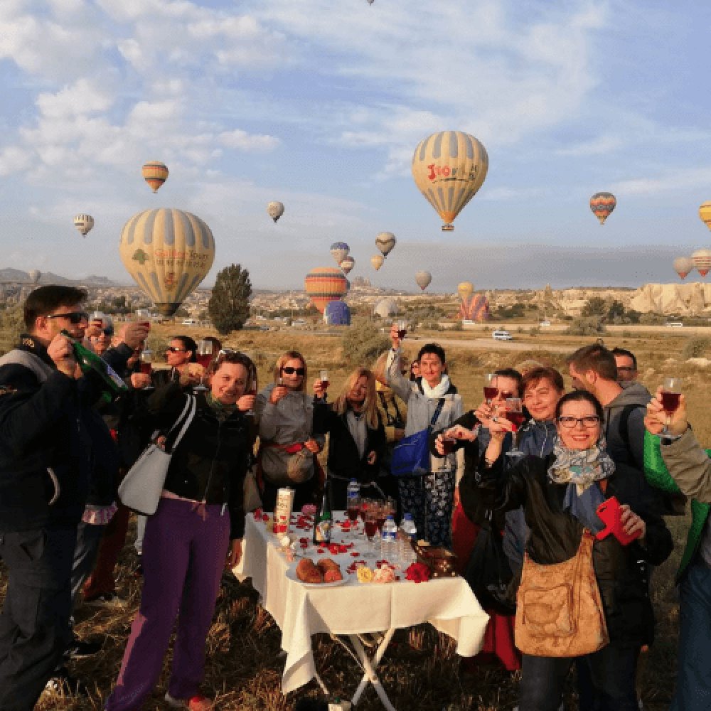 Kapadokya Özel Balon Turları