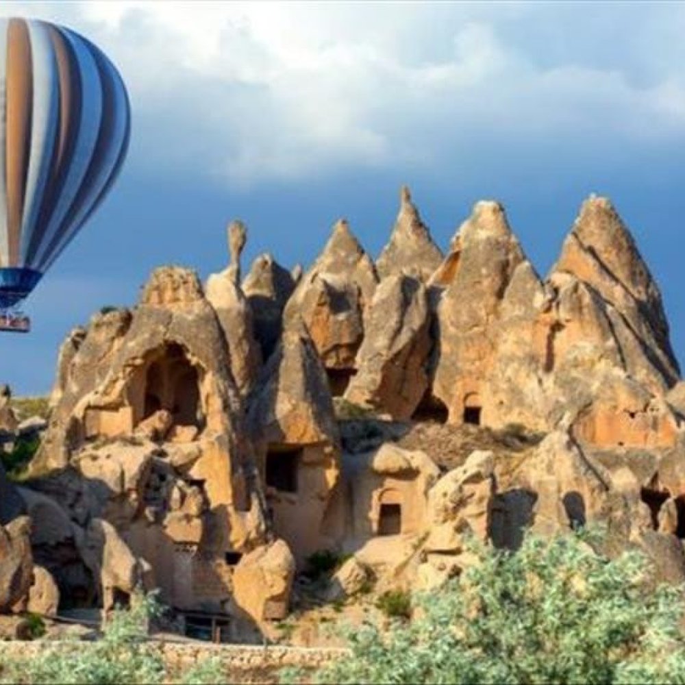 Kapadokya Soğanlı Vadisi Balon Turu
