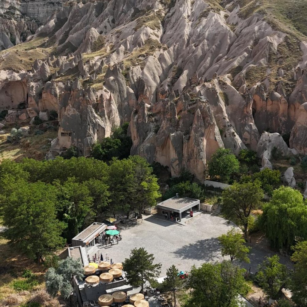 Kapadokya'da Kahvaltı Yapılacak Yerler Zelve Müzesi Terası