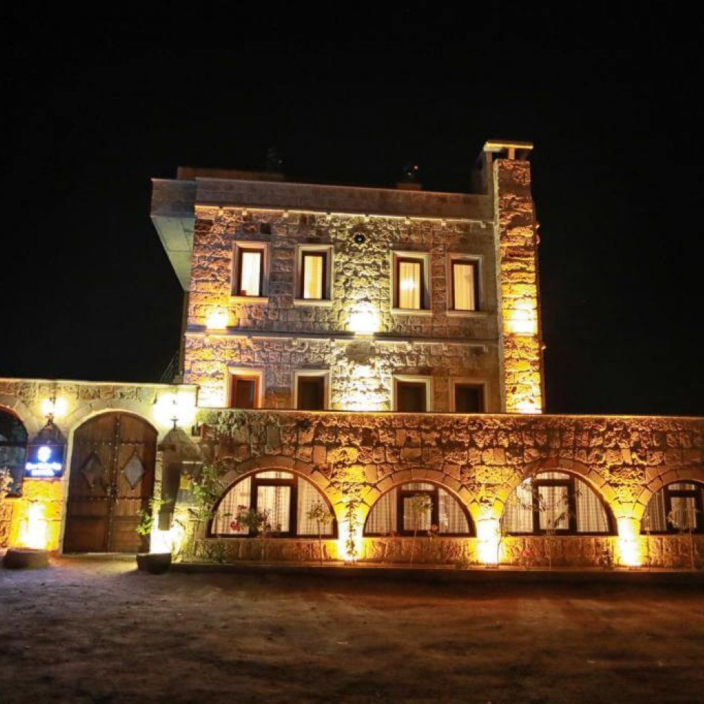 Katapa Stone House