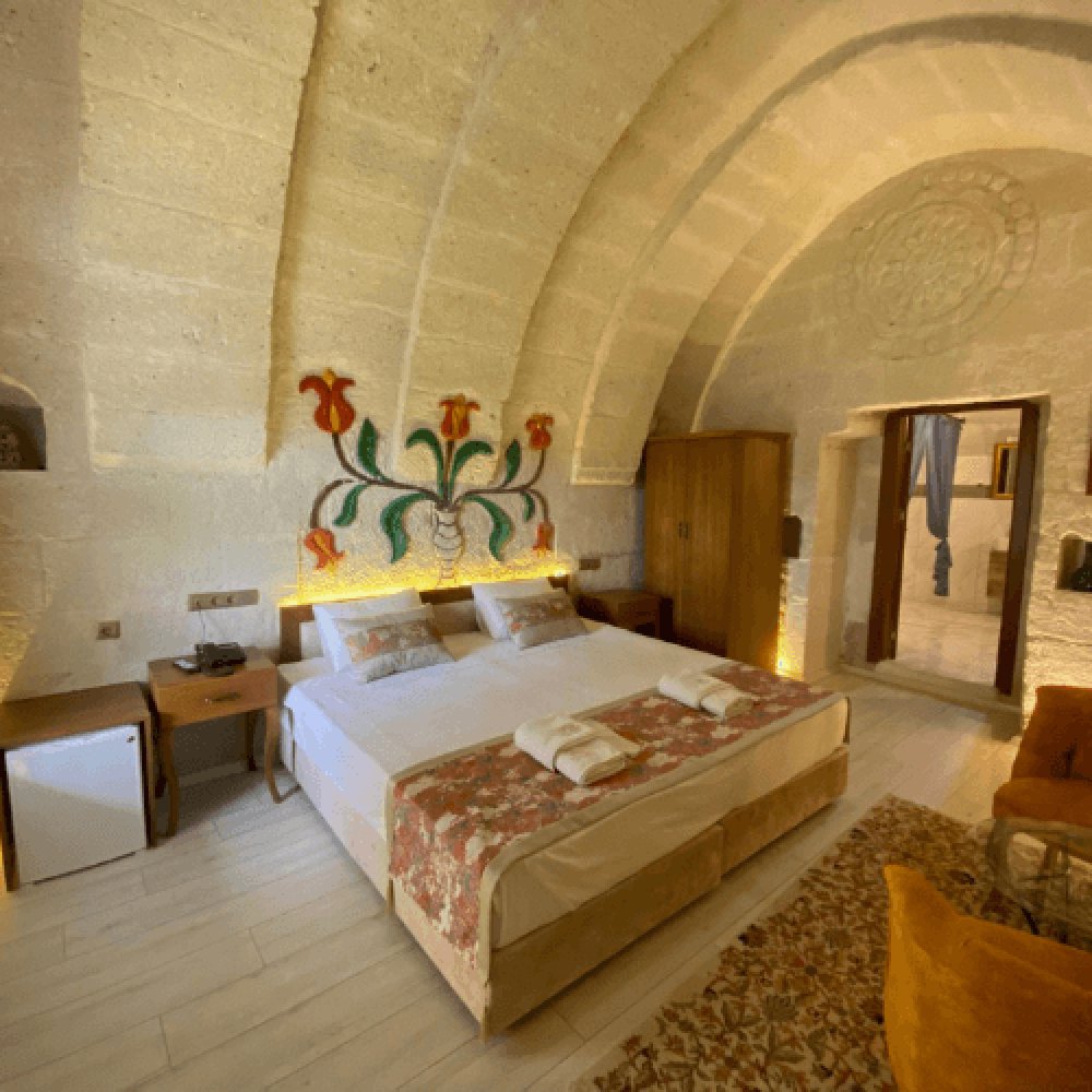Mesken Cave Suites