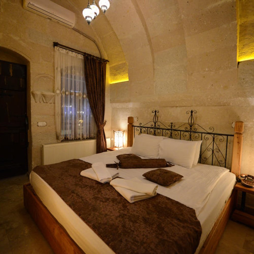 Roma Cave Suite Hotel