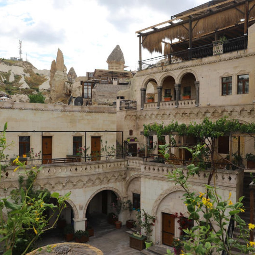 Roma Cave Suite Hotel