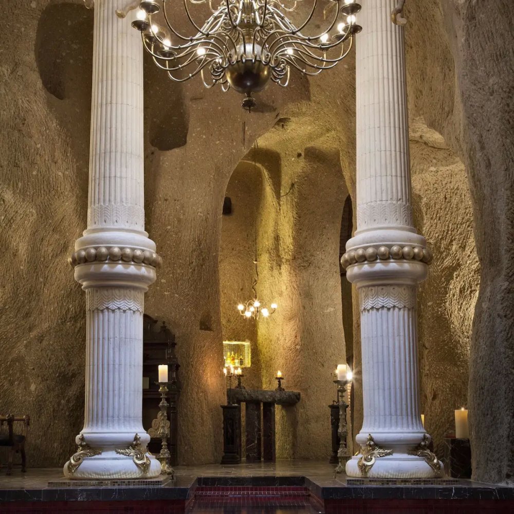 Sacred House Hotel
