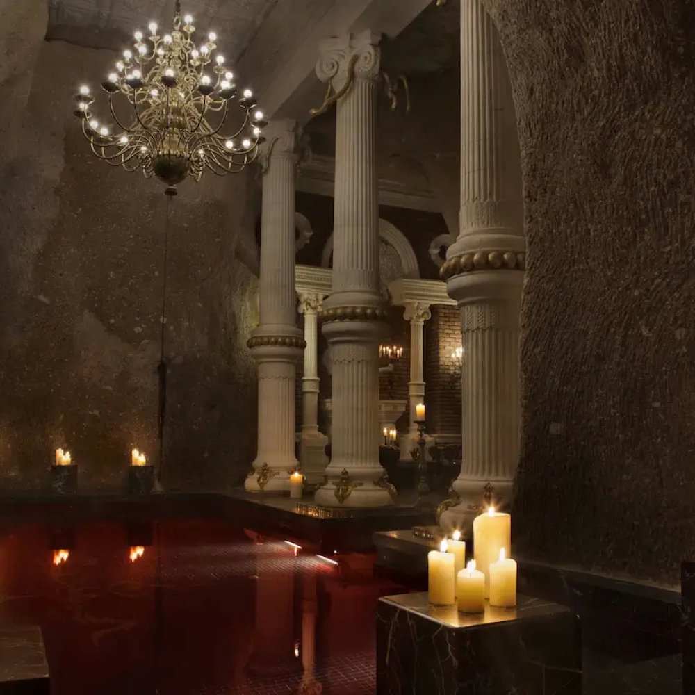 Sacred House Hotel