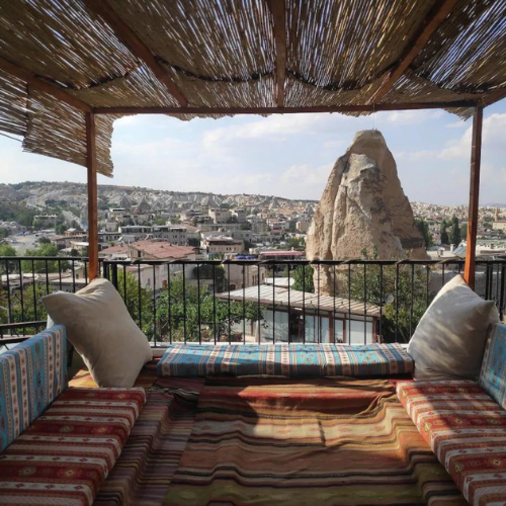Unicorn Cave Hotel