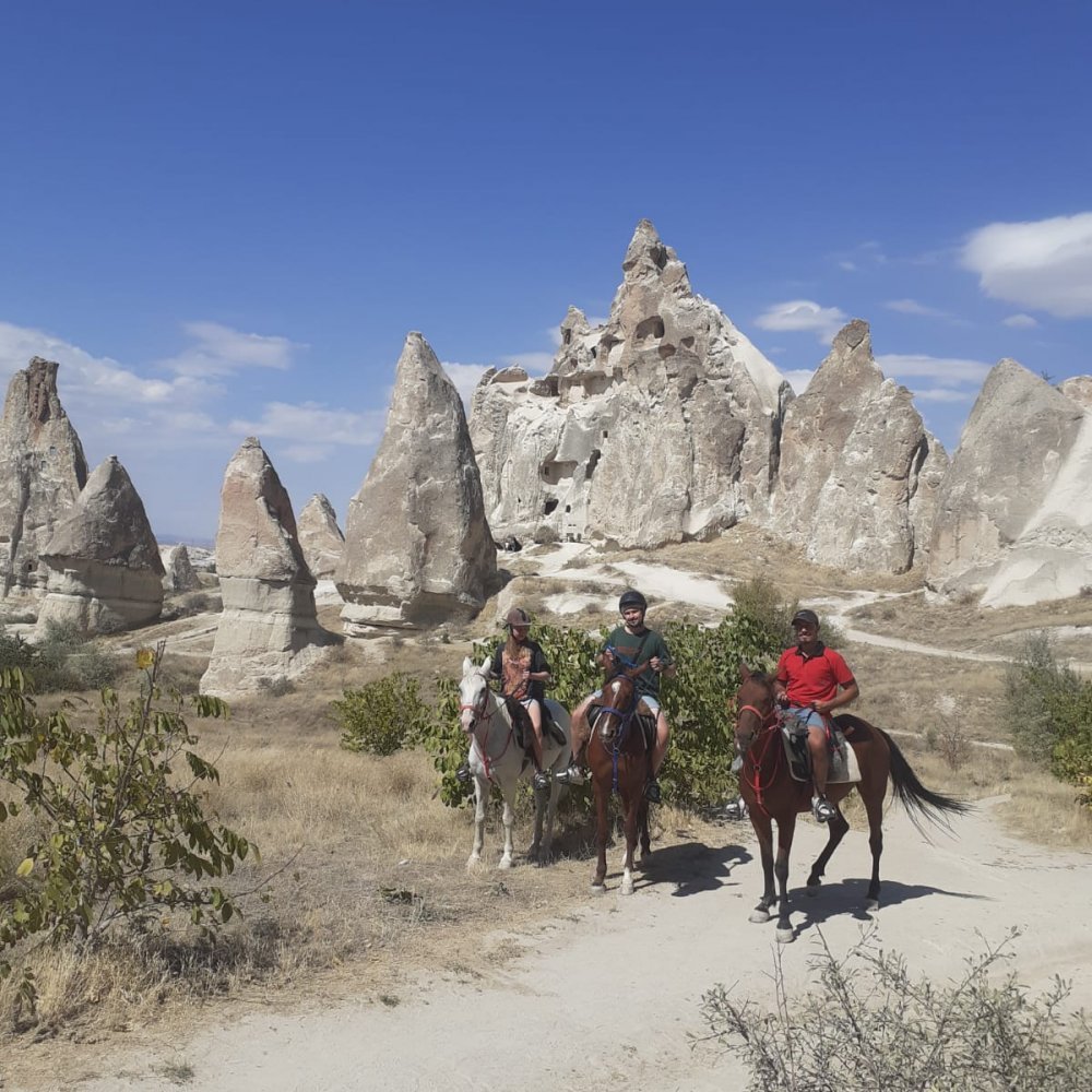 卡帕多奇亚120分钟骑马之旅