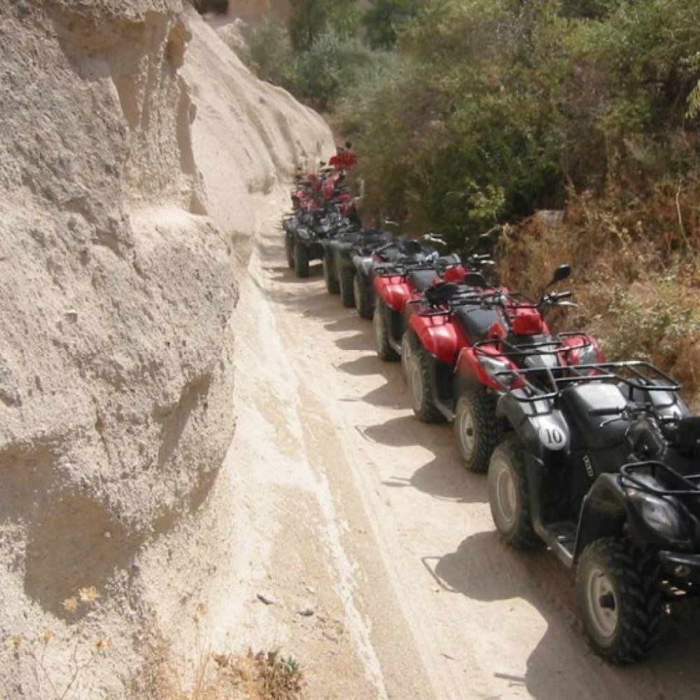 卡帕多奇亚两小时 Atv 四轮摩托之旅