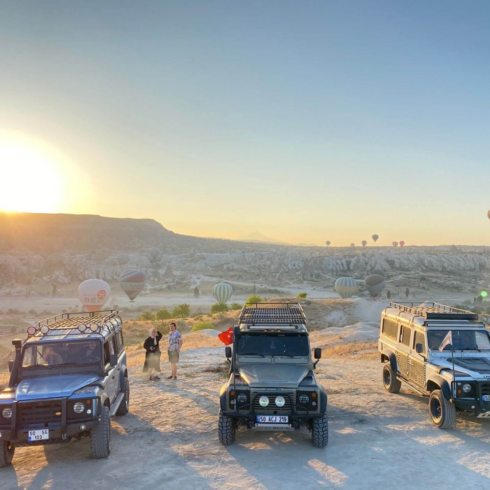 吉普车日落探险之旅 2 小时