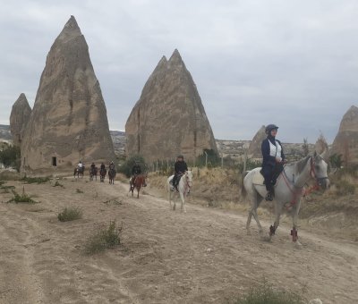 Gün Batımı 2 Saat At Turu Kapadokya