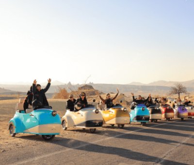 Kapadokya Gün Doğumu Balonlarla Nostaljik Trike Turu 2 Saat