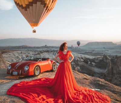 Kapadokya Kırmızı Porsche İle Fotoğraf Çekimi
