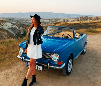 Teklif Alanı Klasik Araç Mavi | Kırmızı Gidiş Dönüş Hizmeti