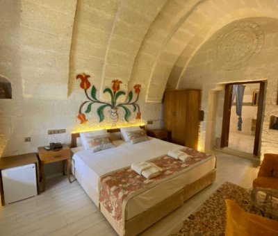 Mesken Cave Suites