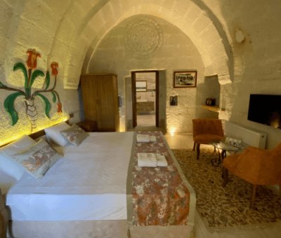 Mesken Cave Suites