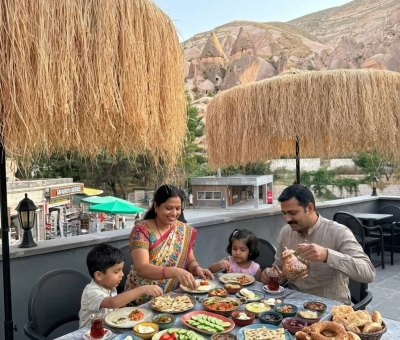 Peri Bacaları Manzaralı Serpme Kahvaltı Zelve Terası