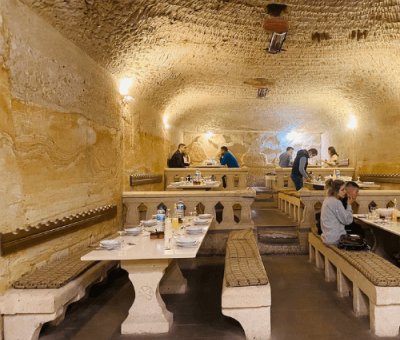 Uranos Sarıkaya Restaurant Ve Türk Gecesi