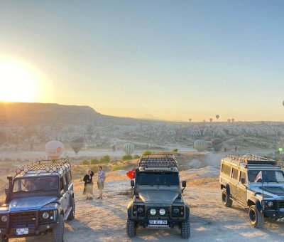 吉普车日落探险之旅 2 小时