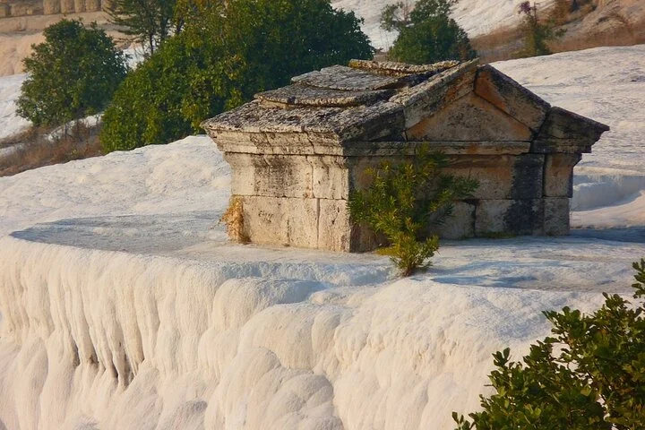 2 Days ''Pamukkale Tour'' and ''Turquoise Tour'' Salda Lake and Kaklik Cave