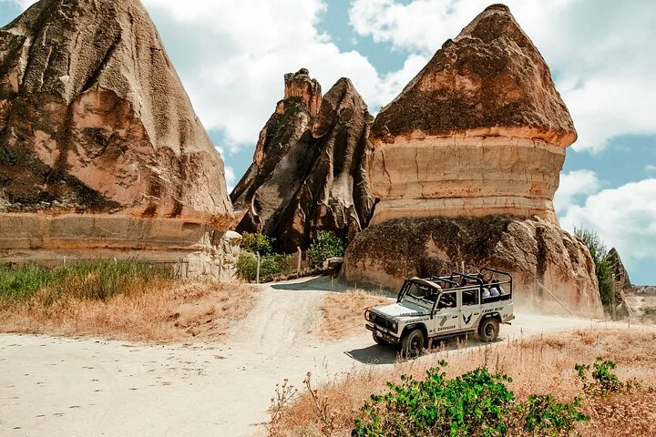 2-Hour Jeep Safari Adventure in Cappadocia