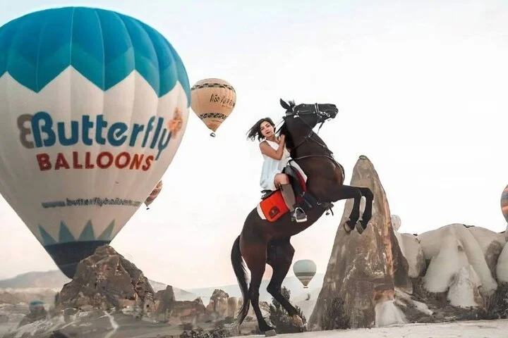 2 Hours Horseback Riding Tour Through the Valleys of Cappadocia