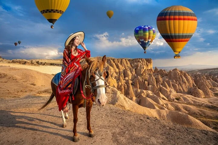 2 Hours Horseback Riding Tour Through the Valleys of Cappadocia