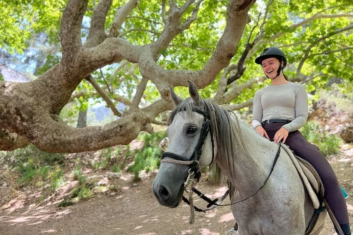 2 Hours Shared Horse Riding in Kemer Antalya All Level Riders