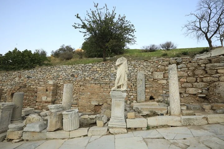 Aegean Jewels: Tour to Pamukkale Priene Miletus Ephesus Kusadasi