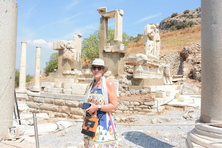 All-Inclusive Private Ephesus & Artemis Tour with Lunch