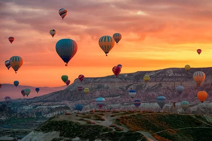 Balloon Watching Tour in Cappadocia with Hotel Pick-Up & Drop-Off