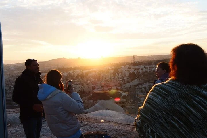Cappadocia Balloon Watching Experience at Sunrise