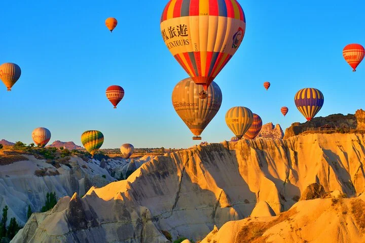 Cappadocia Hot Air Balloon 1 of 4 Valleys