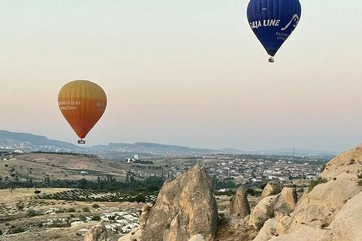 Cappadocia Hot Air Balloon 1 of 4 Valleys