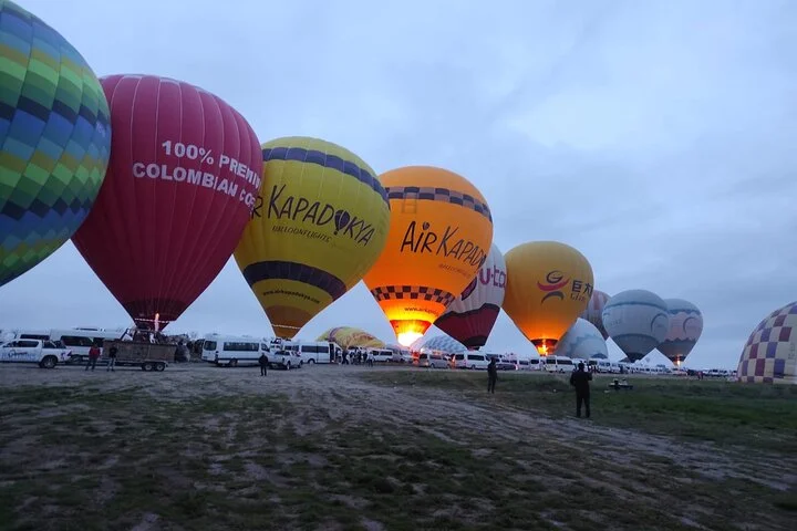 Cappadocia Hot Air Balloon Flight / Over Goreme & FairyChimneys