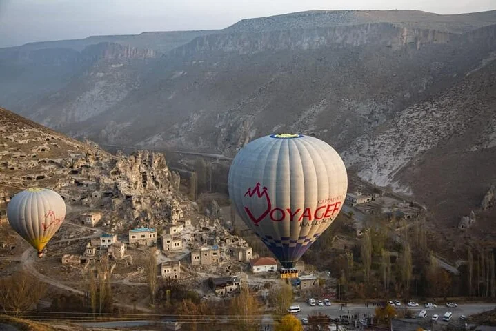 Cappadocia Hot Air Balloon Sunrise ( Soganlı Valley )
