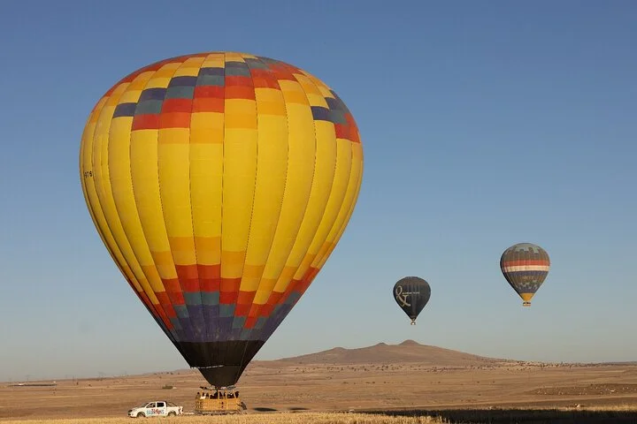 Cappadocia Hot Air Balloon Sunrise ( Soganlı Valley )