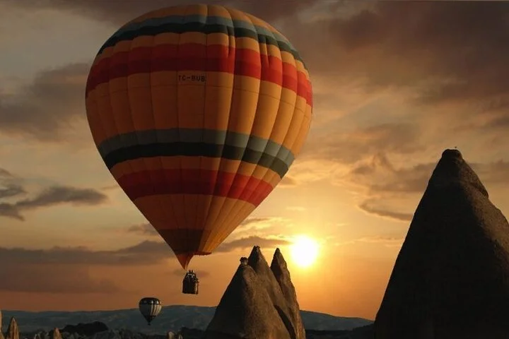 Cappadocia Hot Air Balloon w/ Champagne & Snack