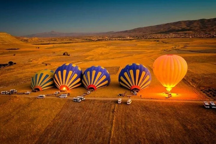 Cappadocia Hot Air Balloon w/ Champagne & Snack