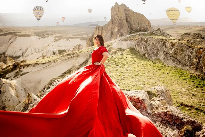 Cappadocia Photoshoot with Flying Dress & Instagram Reels