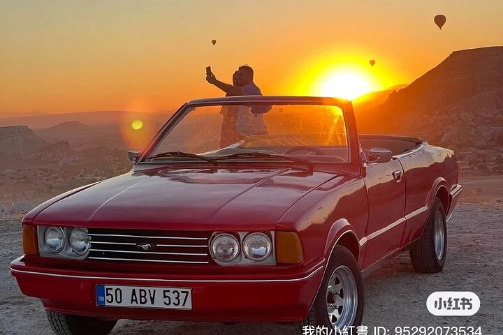 Cappadocia Professional Photo Session with Retro Car or Horses
