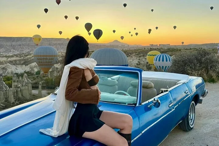 Cappadocia Professional Photo Session with Retro Car or Horses