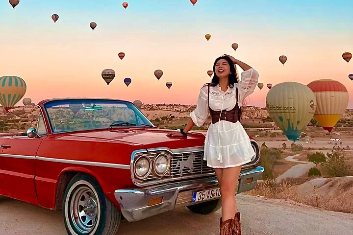 Cappadocia Professional Photo Session with Retro Car or Horses