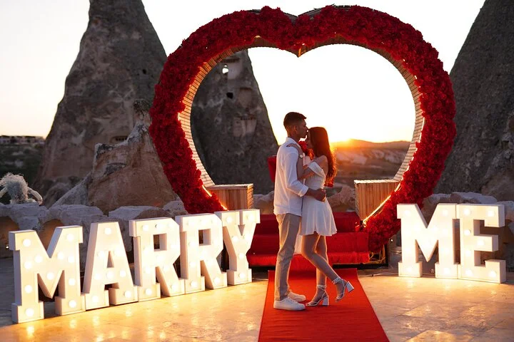 Cappadocia Proposal:Sunrise Balloon or Fairy Chimneys at Sunset