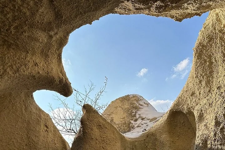Cappadocia Red (North) Tour with Lunch and Enterence Fees